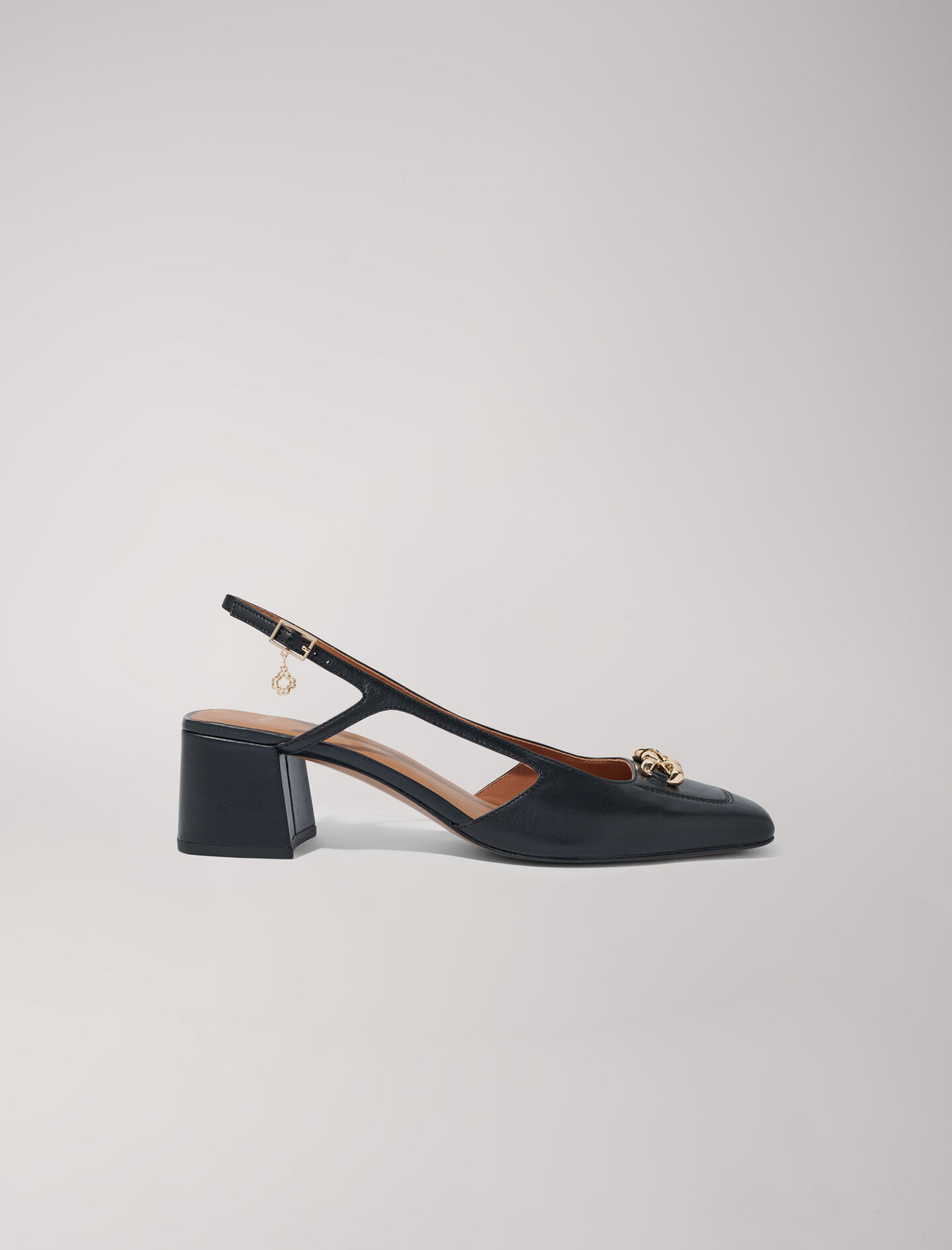 Escarpins a bouts carres en cuir Maje