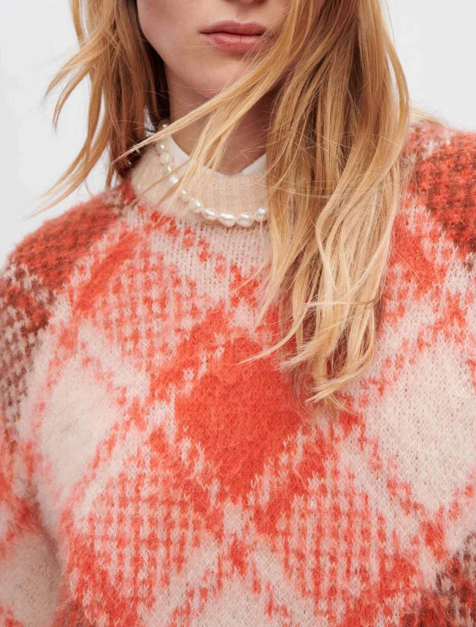 Pull fluffy en jacquard losanges