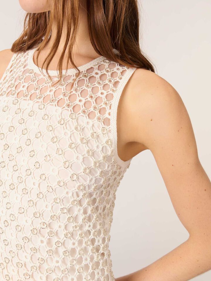 Robe longue en crochet avec perles
