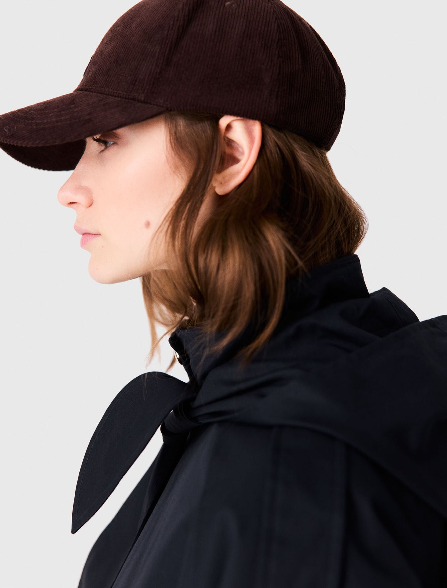 Casquette en velours c&ocirc;tel&eacute;