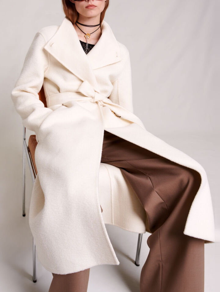 Manteau mi-long à nouer