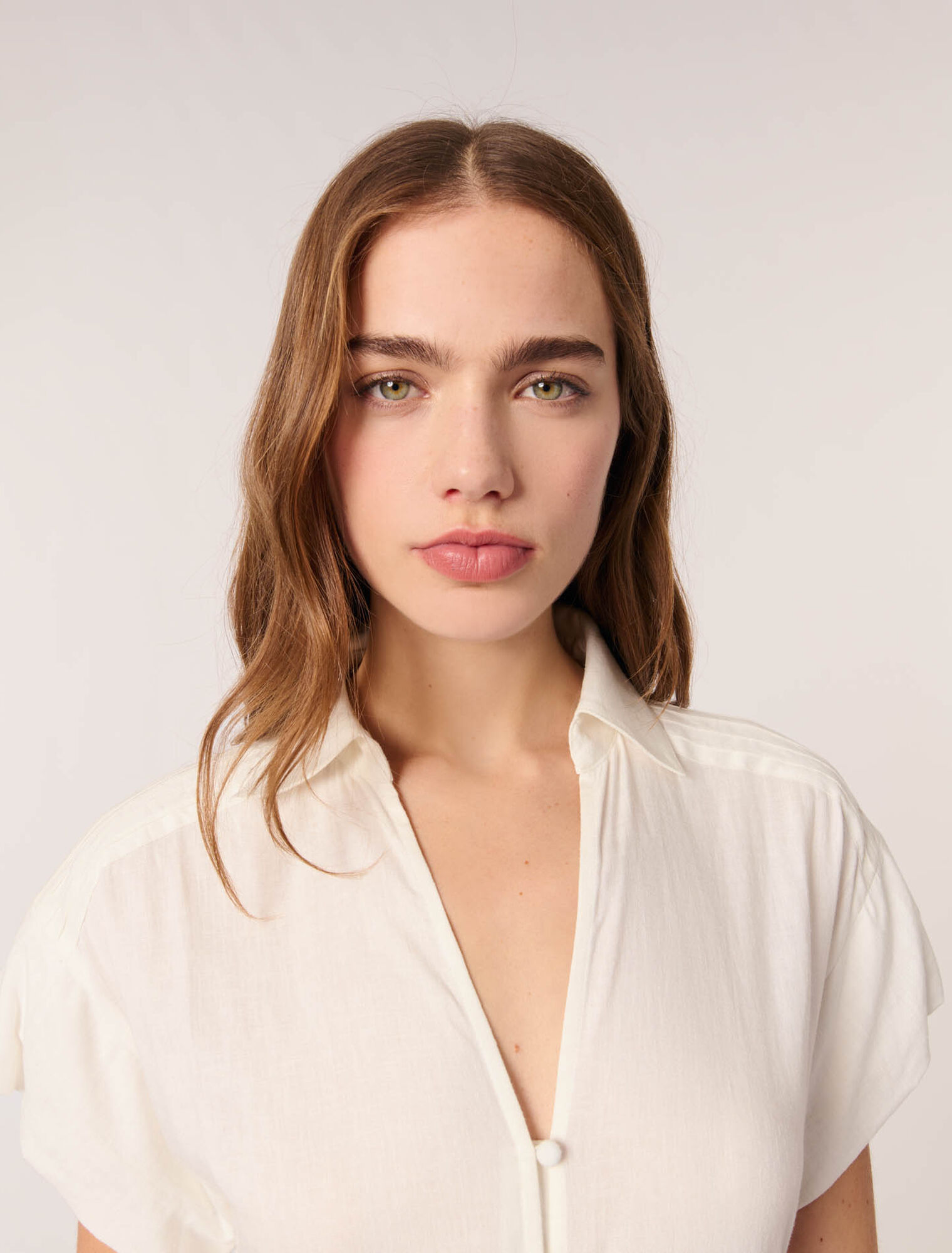 Robe longue brodée à volants