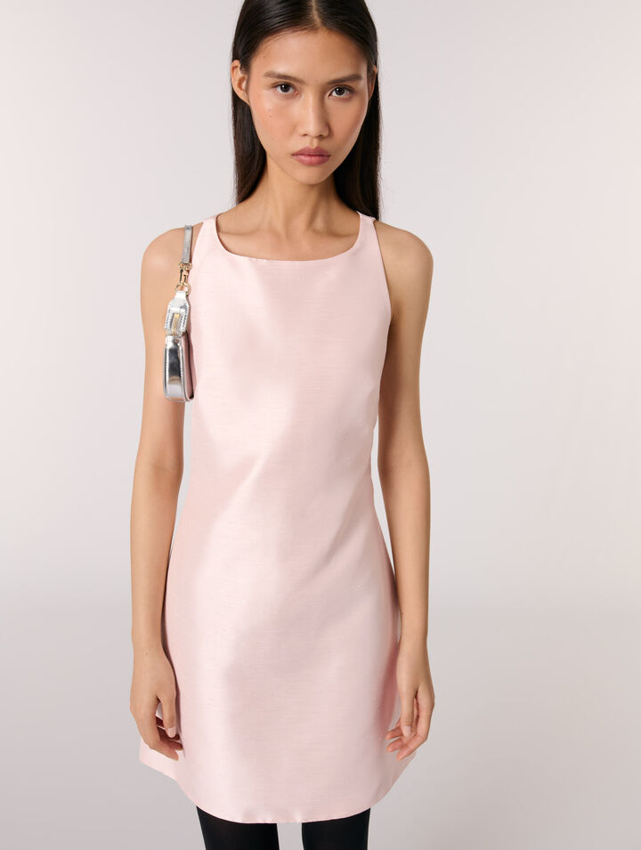 Robe dos nu