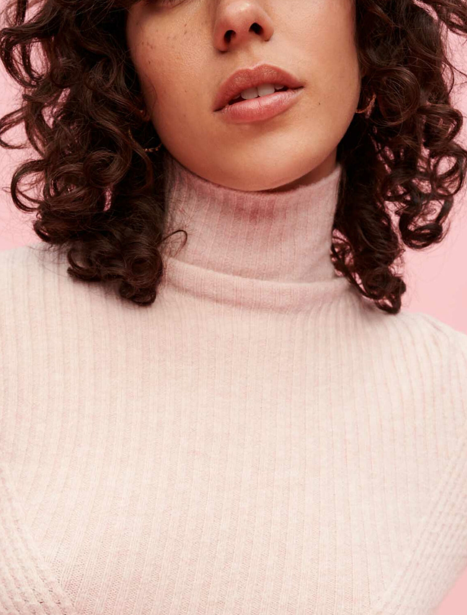 Pull col montant en maille stretch