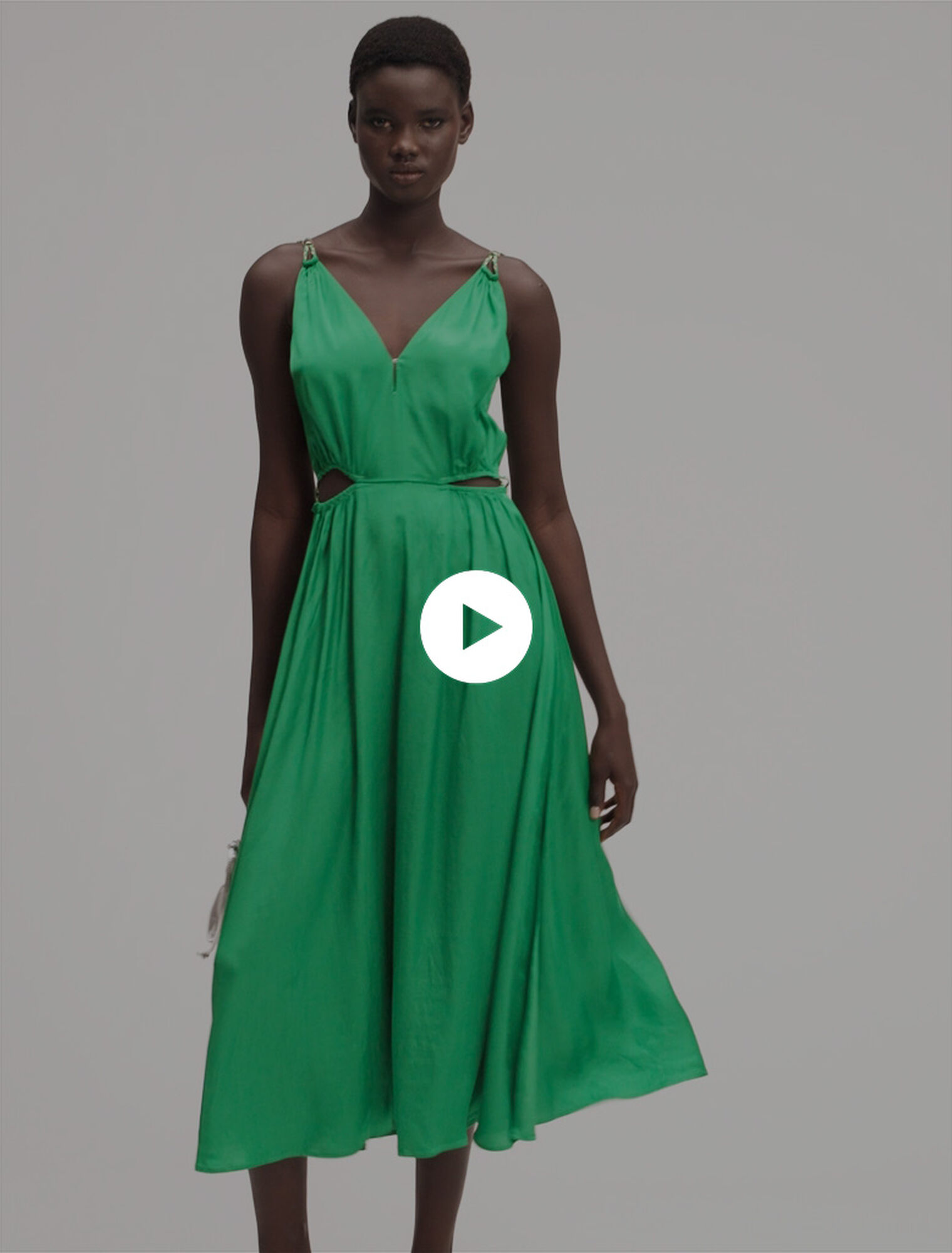 Robe longue satinée