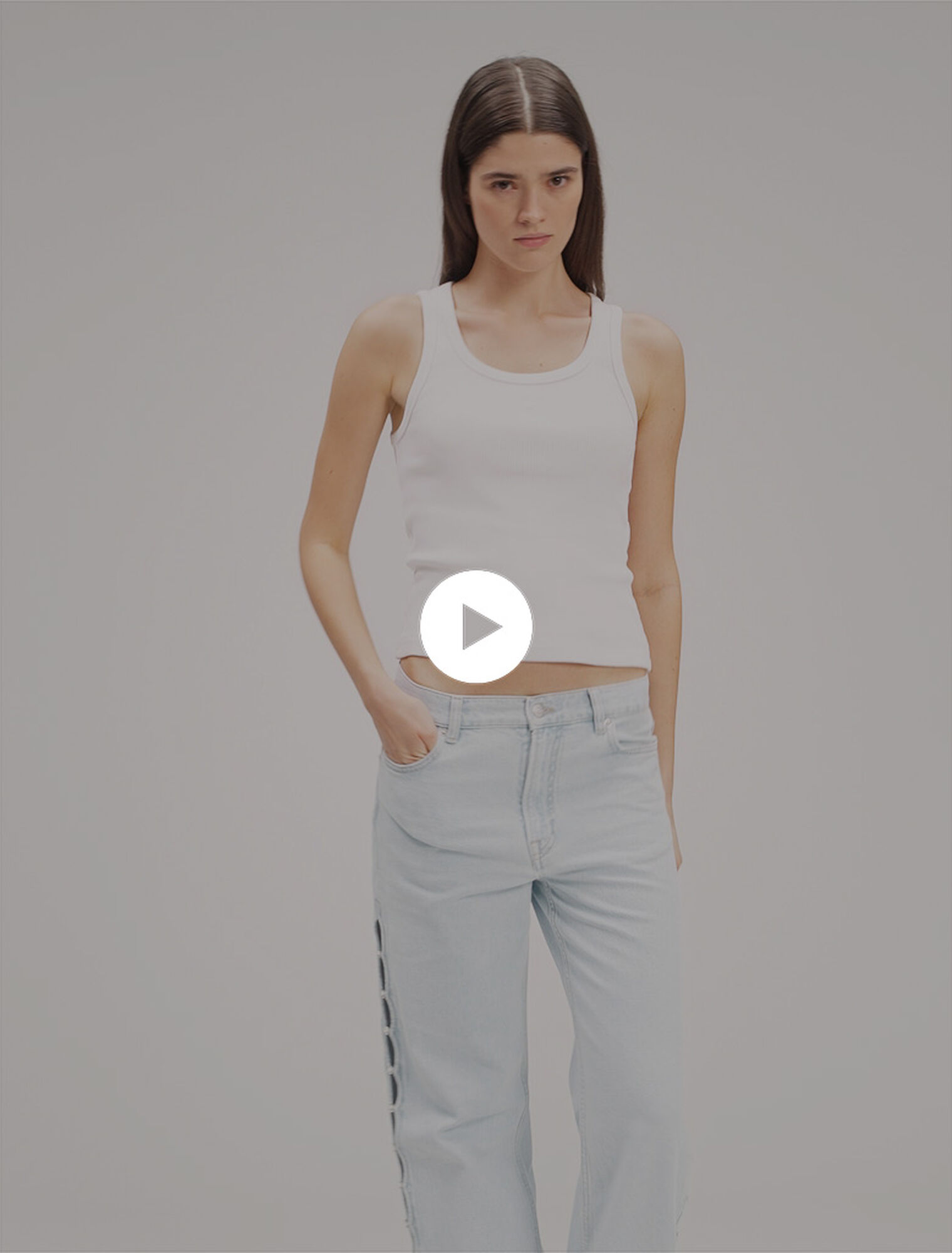 Jean large ouvert à détails strassés