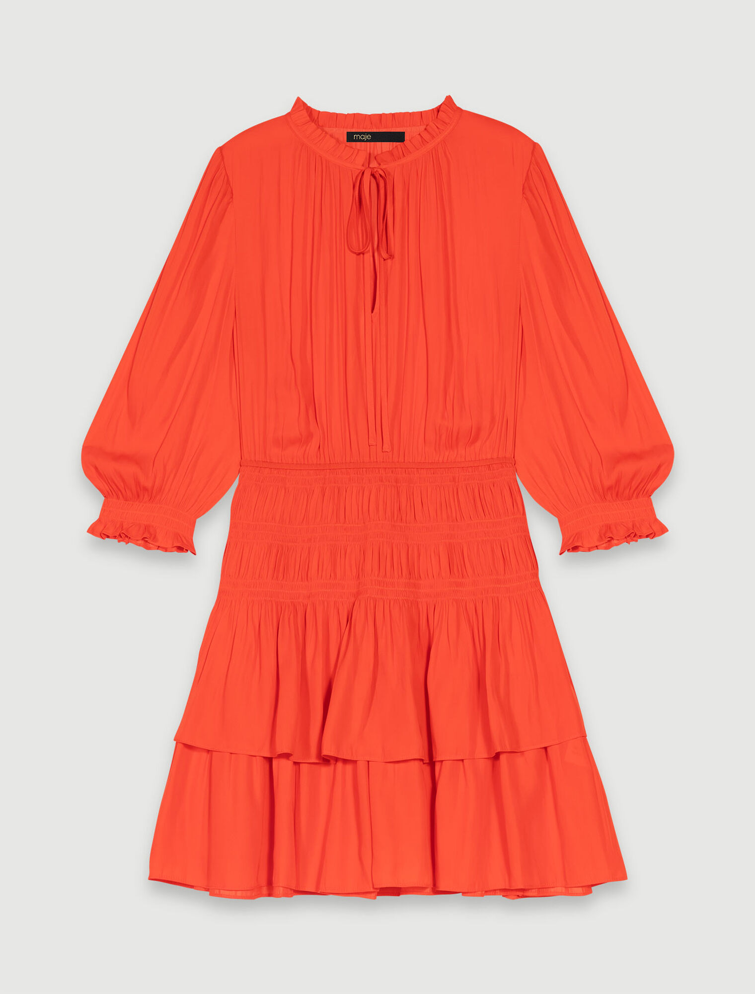 Robe courte satinée smockée