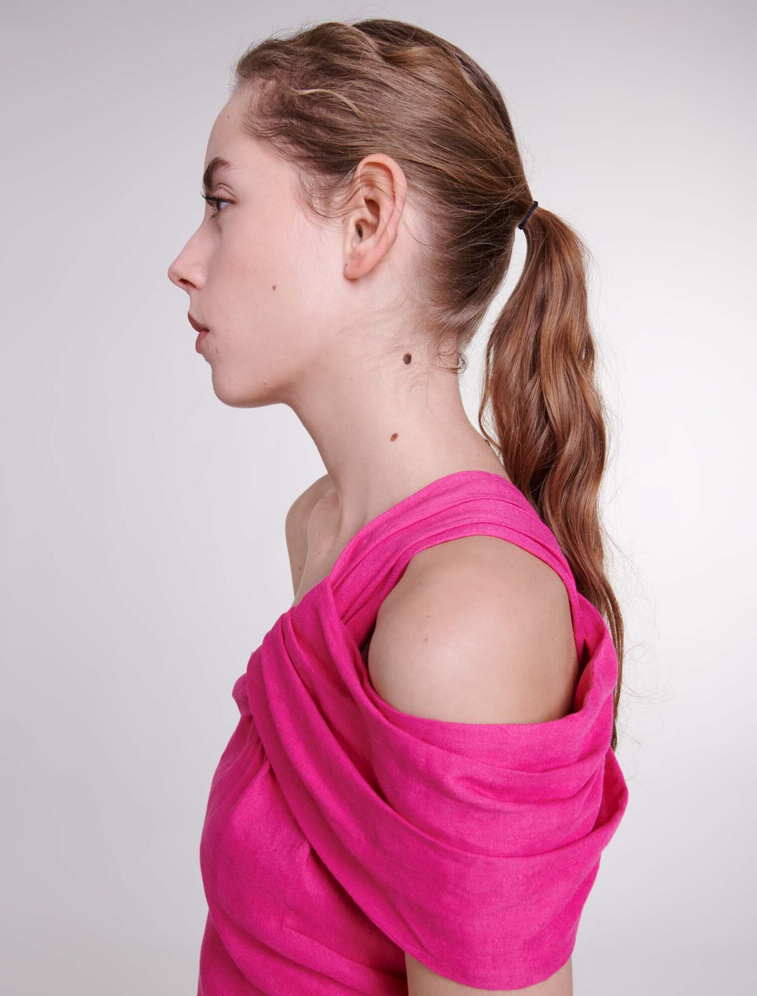 Robe en lin asymétrique