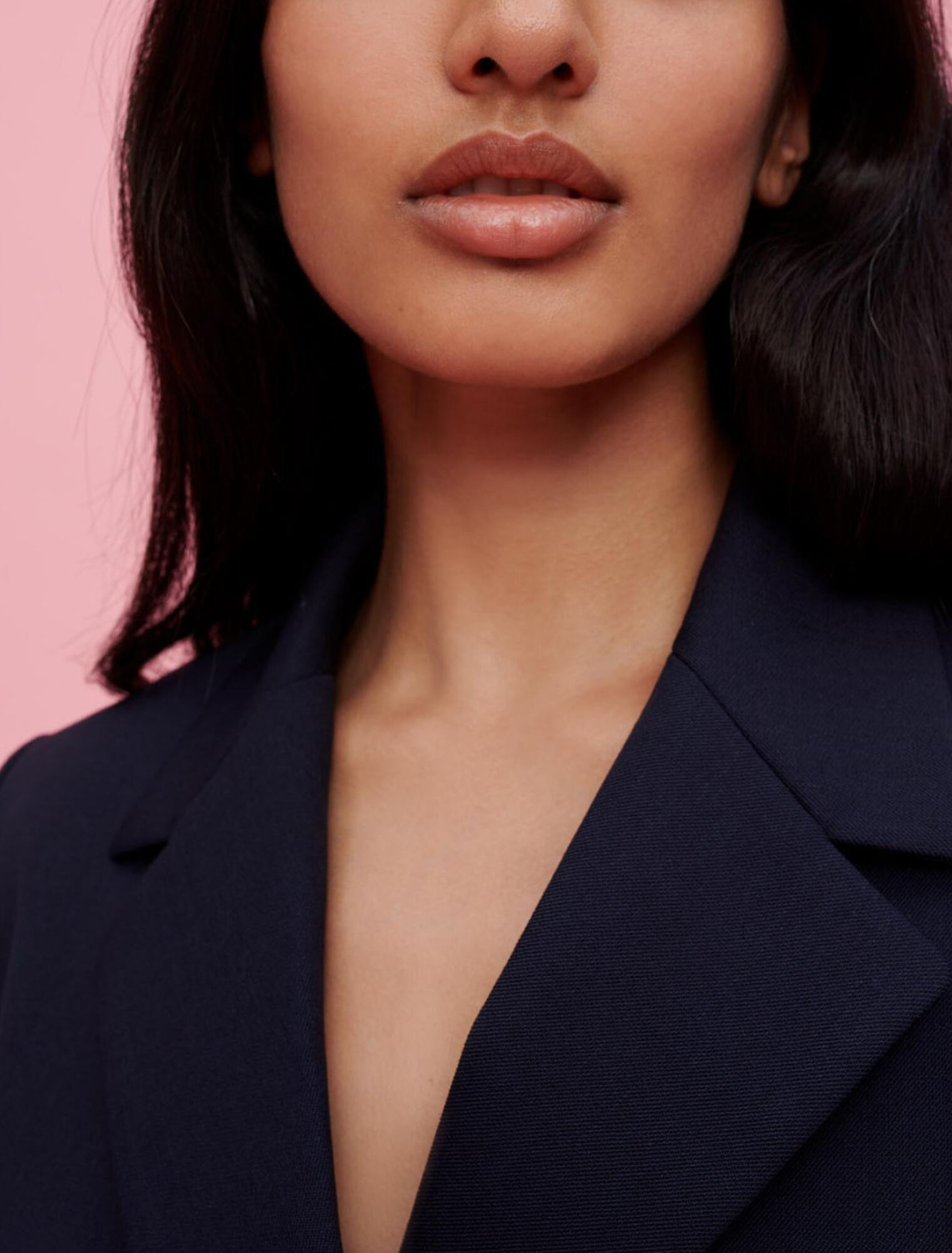 Veste tailleur à ceinture chaine