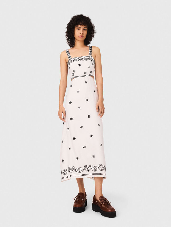 Robe longue brodée avec cut-out