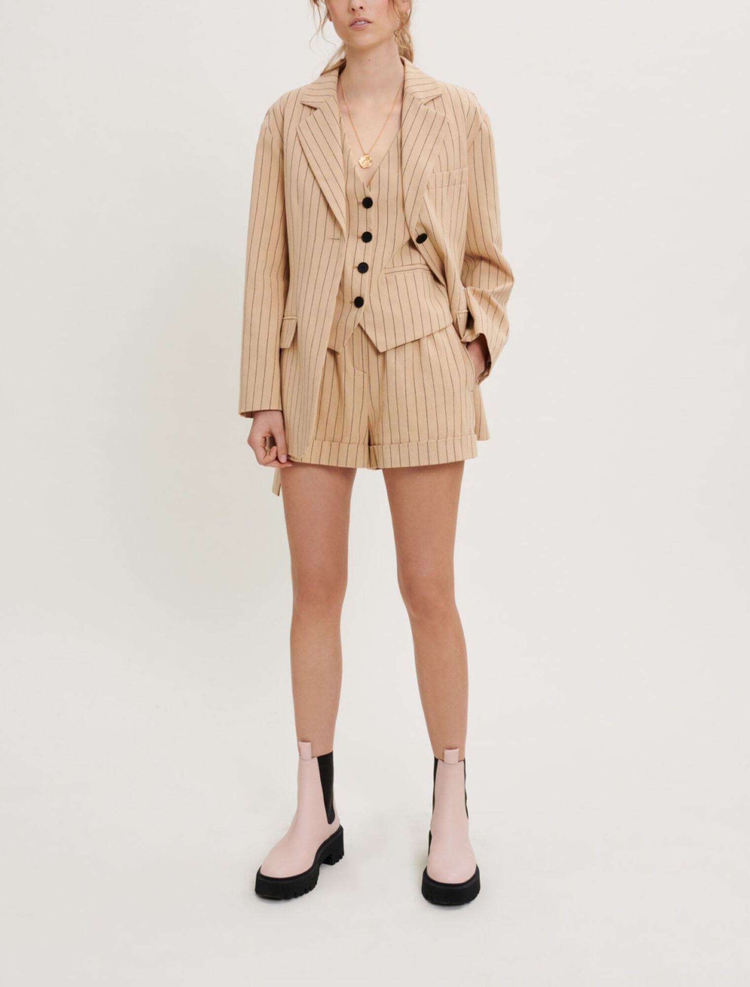 Veste à rayures ceinturée