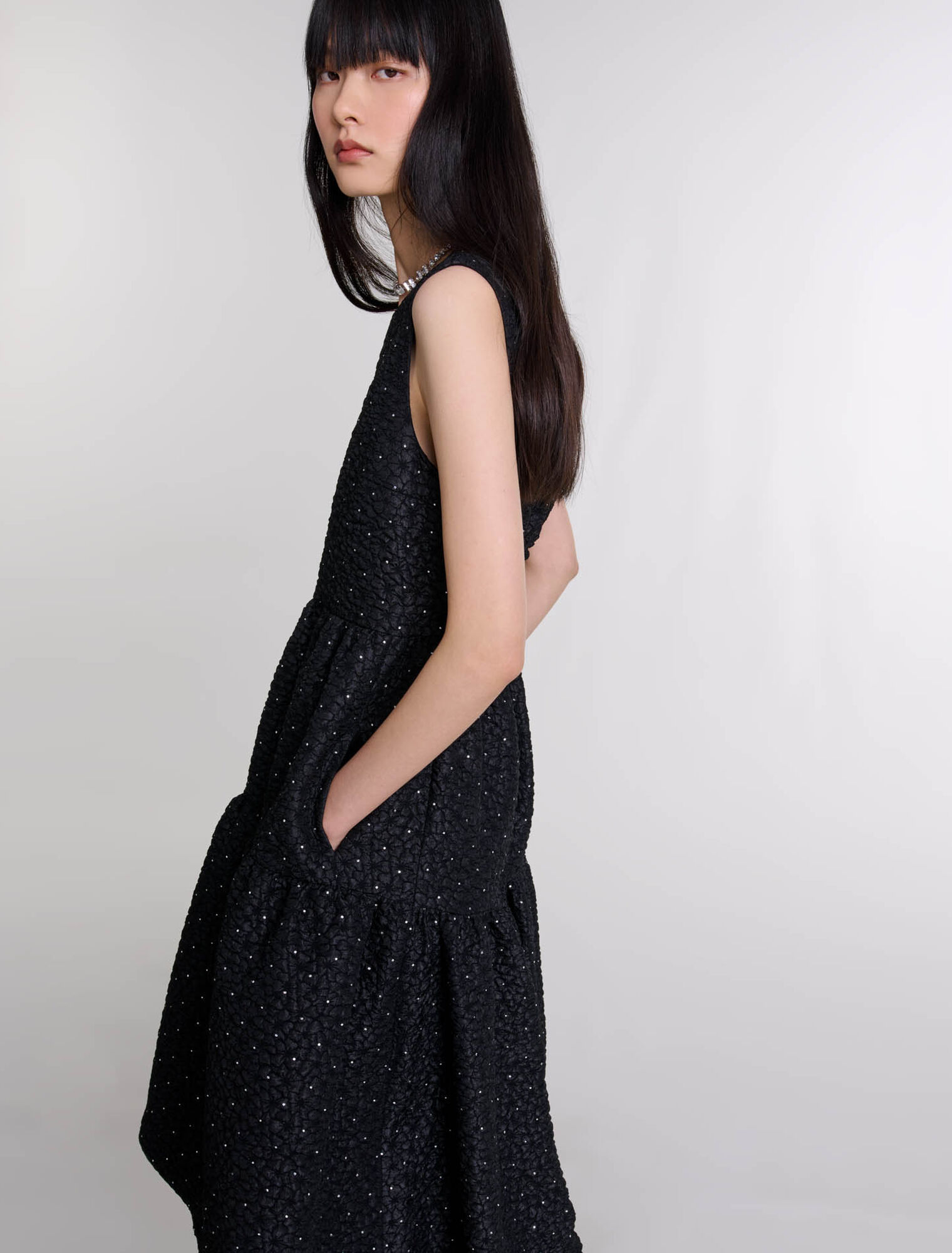 Robe longue strassée