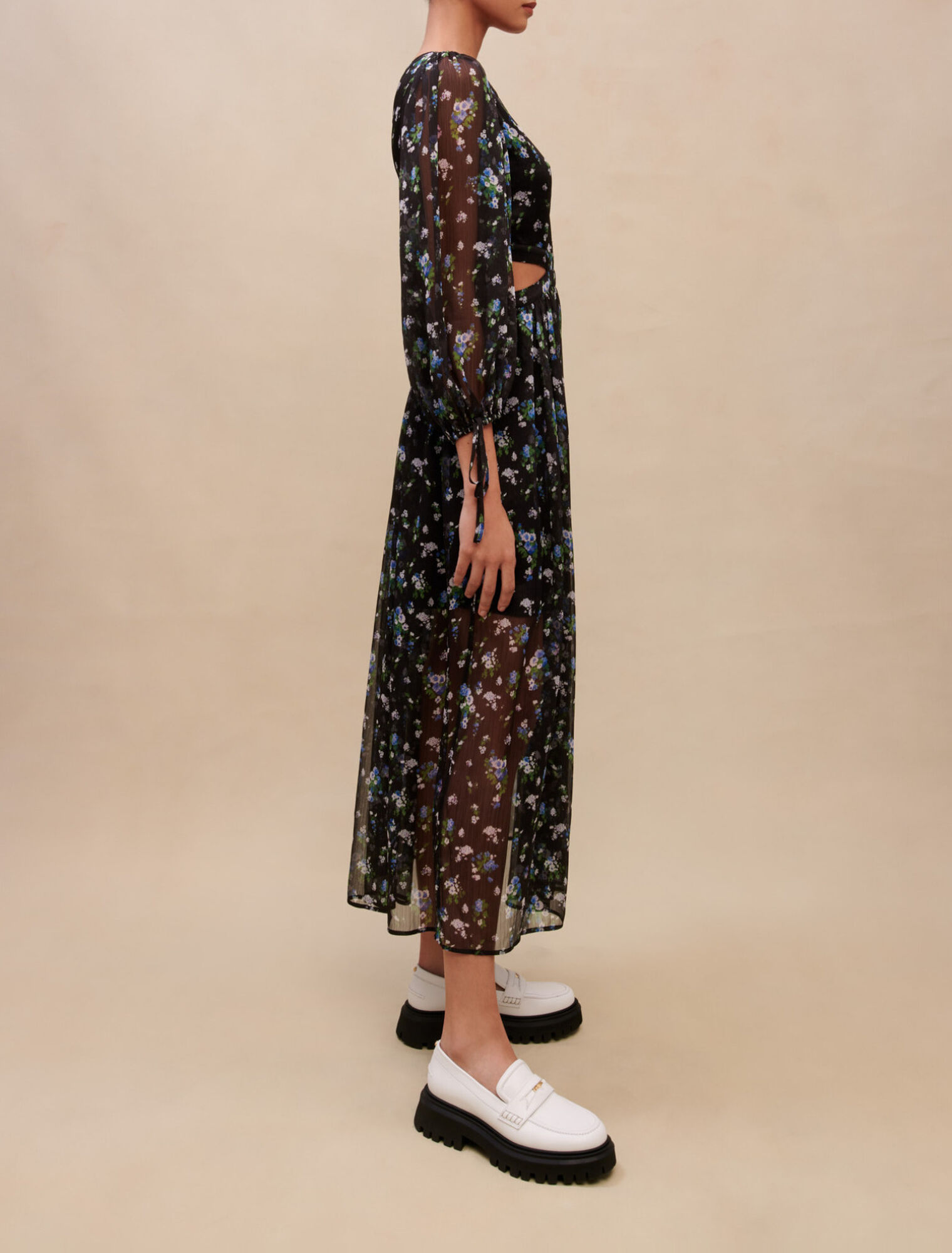 Robe longue ajourée