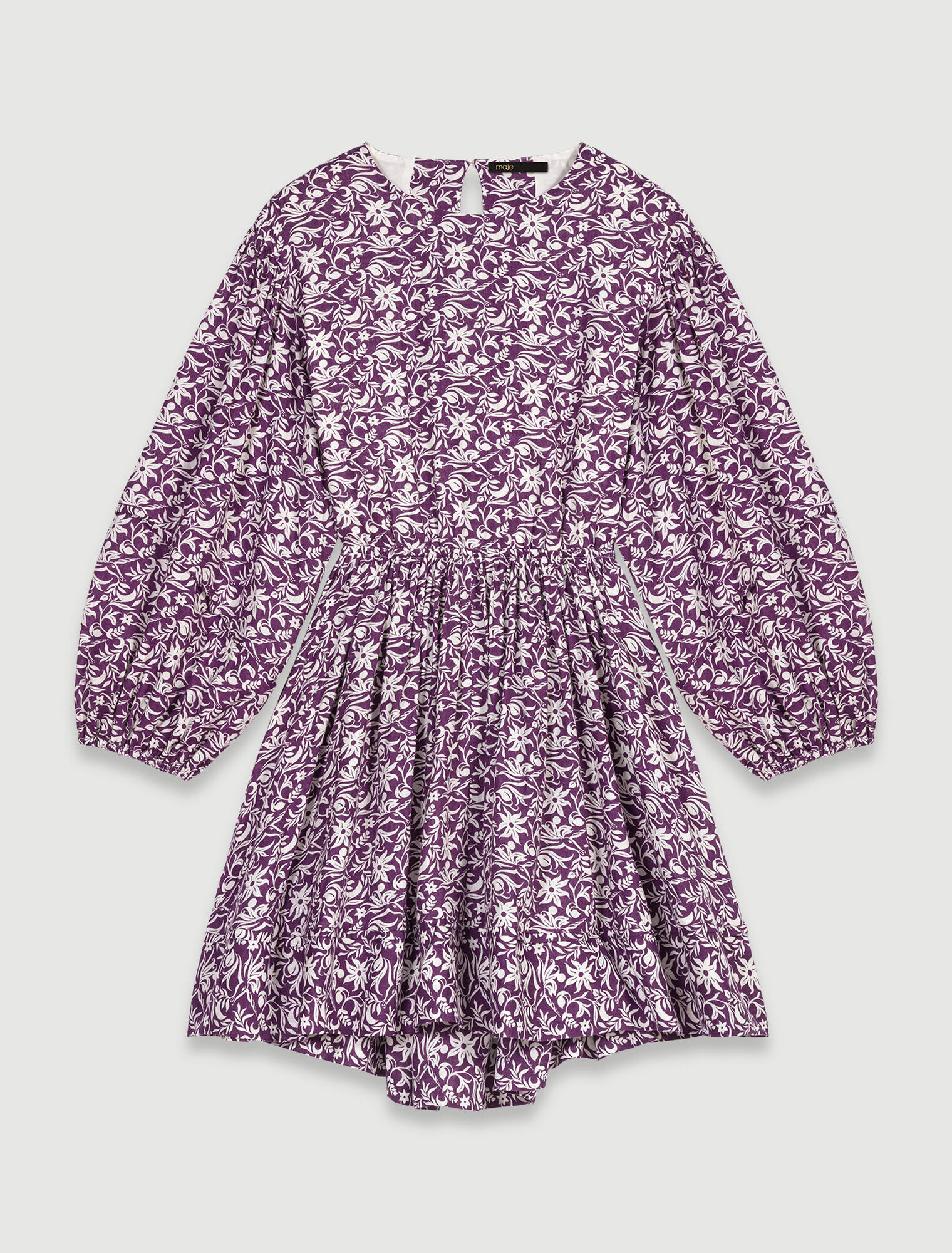 Robe courte évasée