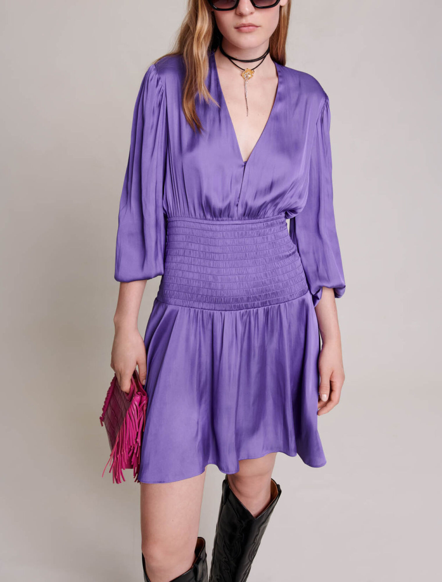 Robe courte satinée