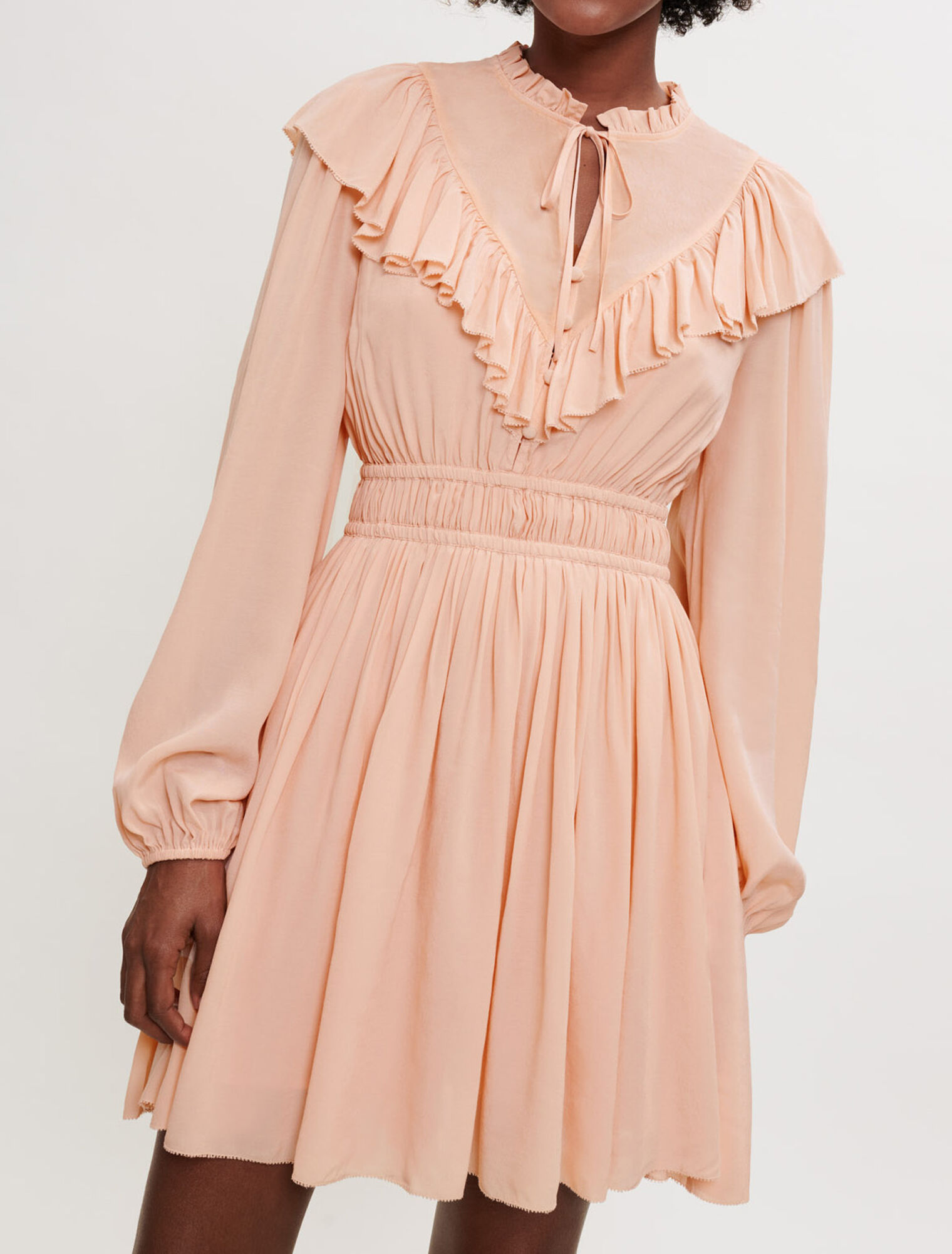 Robe courte à volants