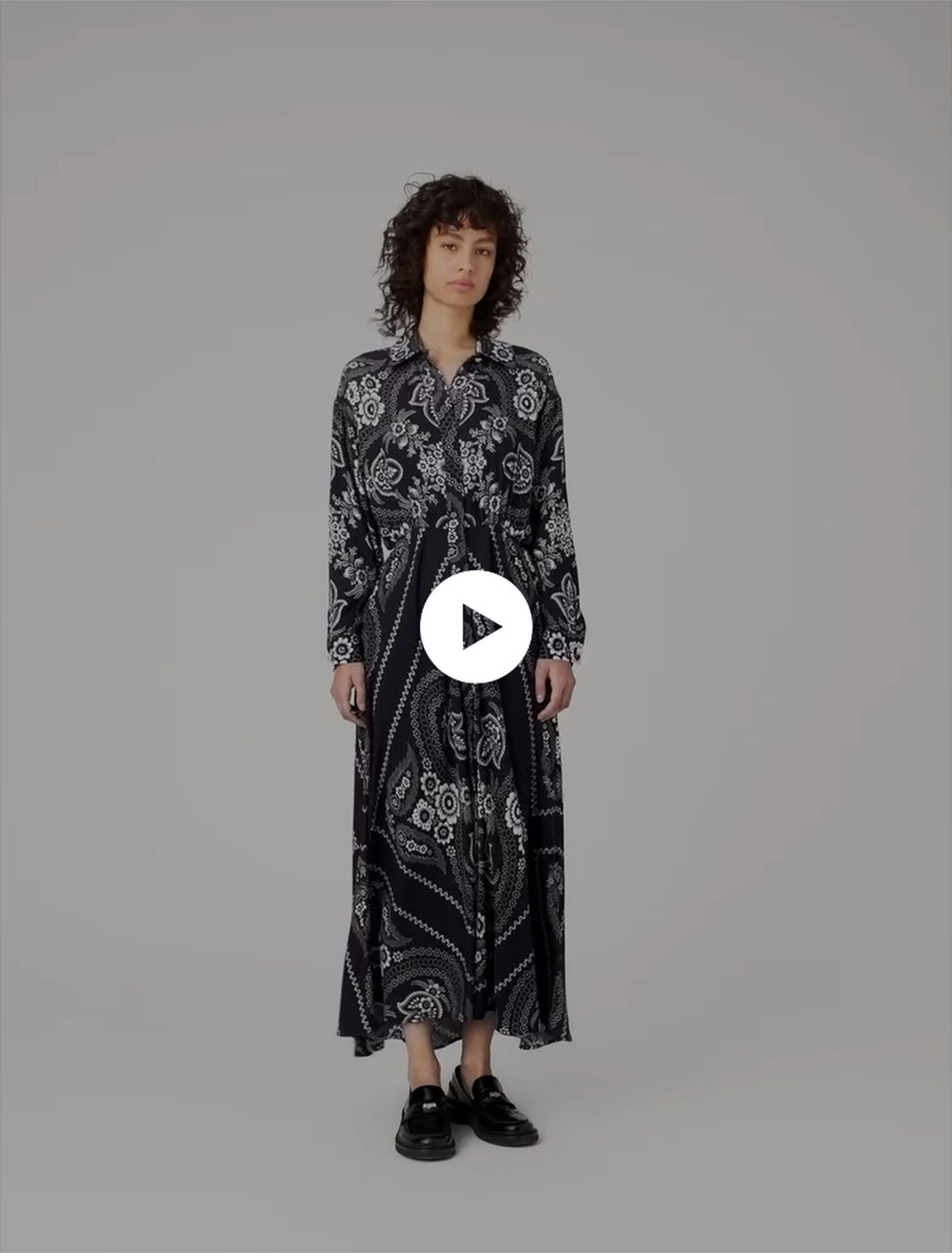 Robe longue fluide imprimée