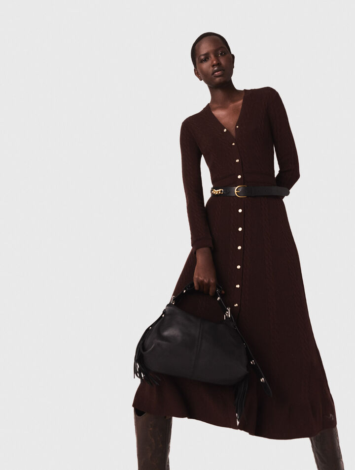 Robe longue en maille avec boutons