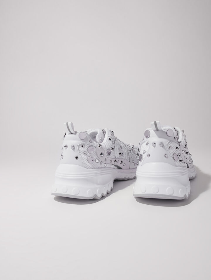 M Sneakers studs