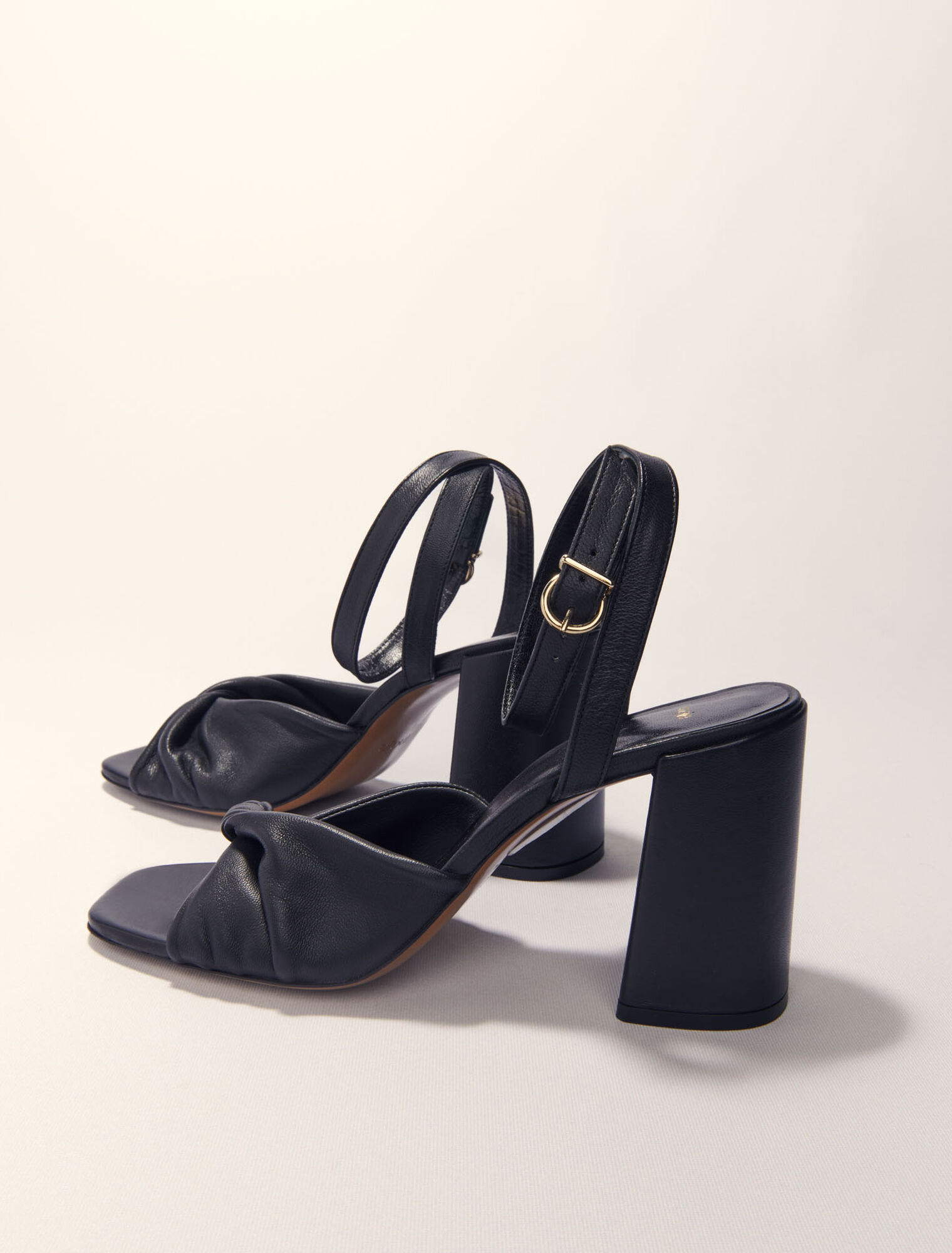 Sandales en cuir lisse à talon