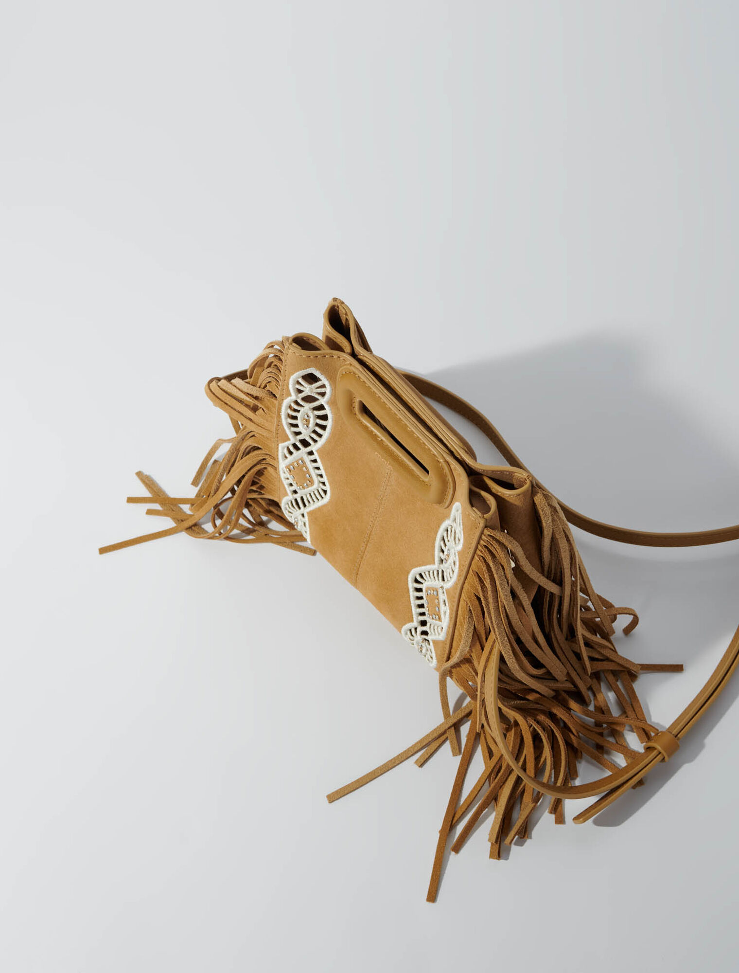 Sac M mini en suède brodé à franges