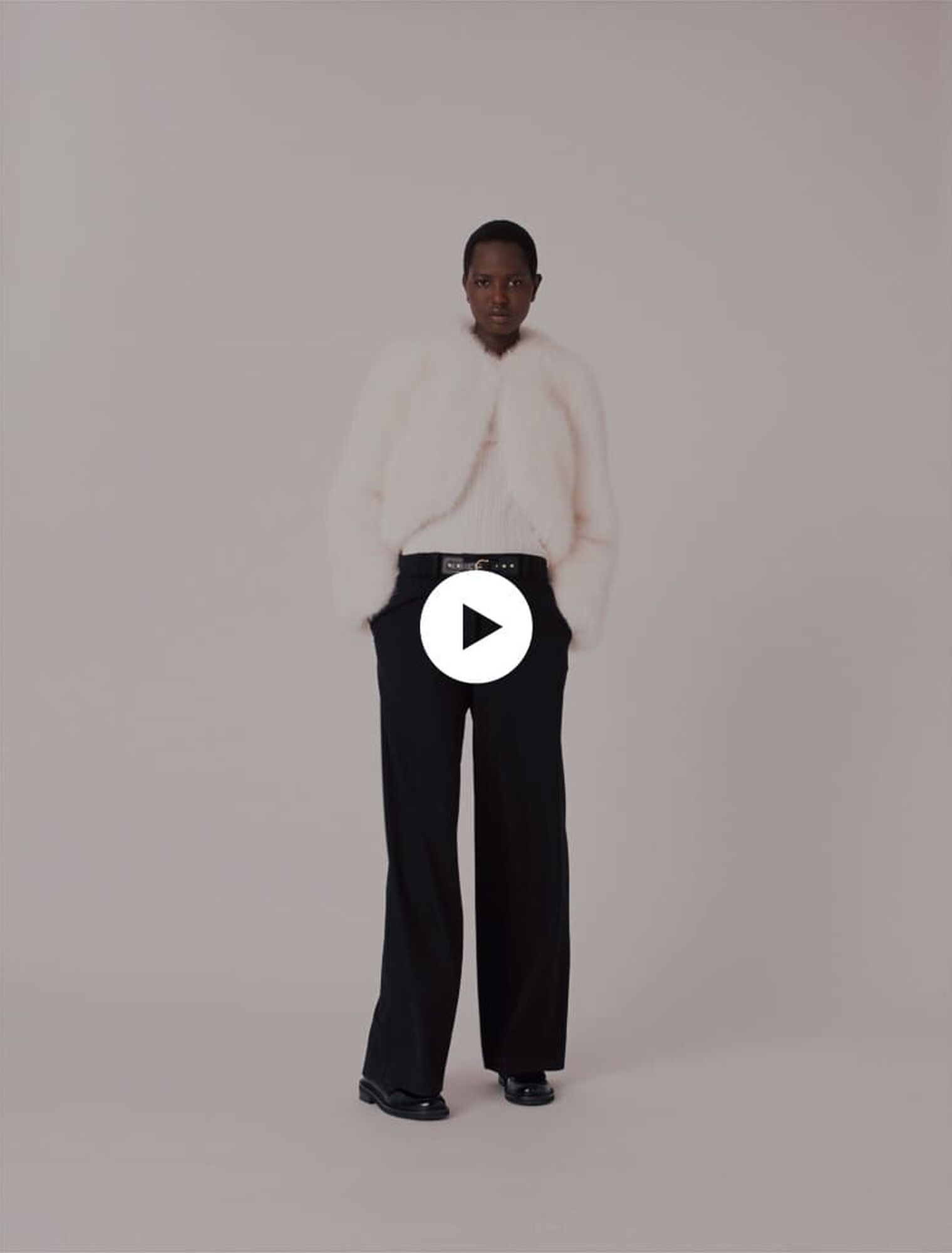Pantalon tailleur à jambes larges