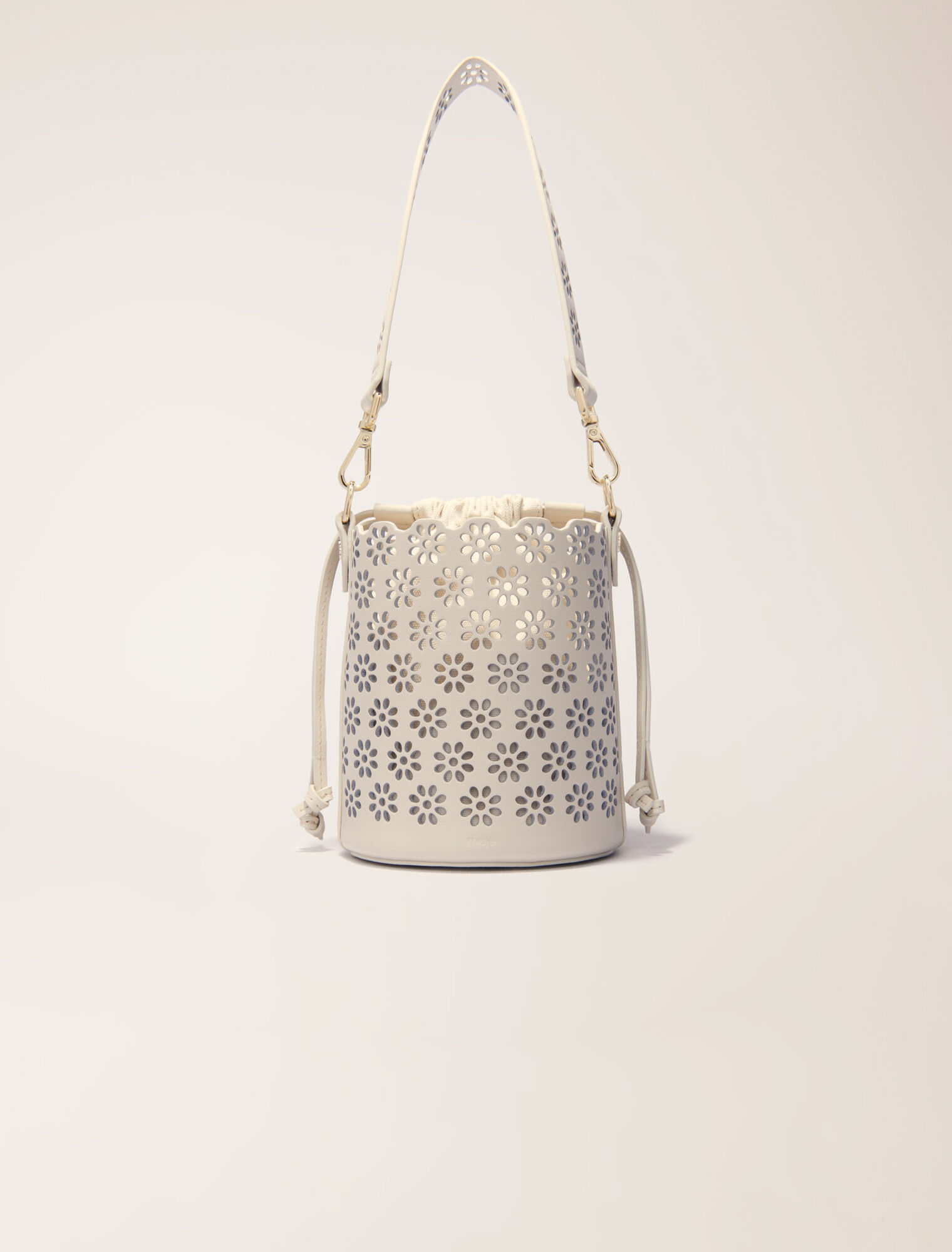 Sac seau en cuir perforé