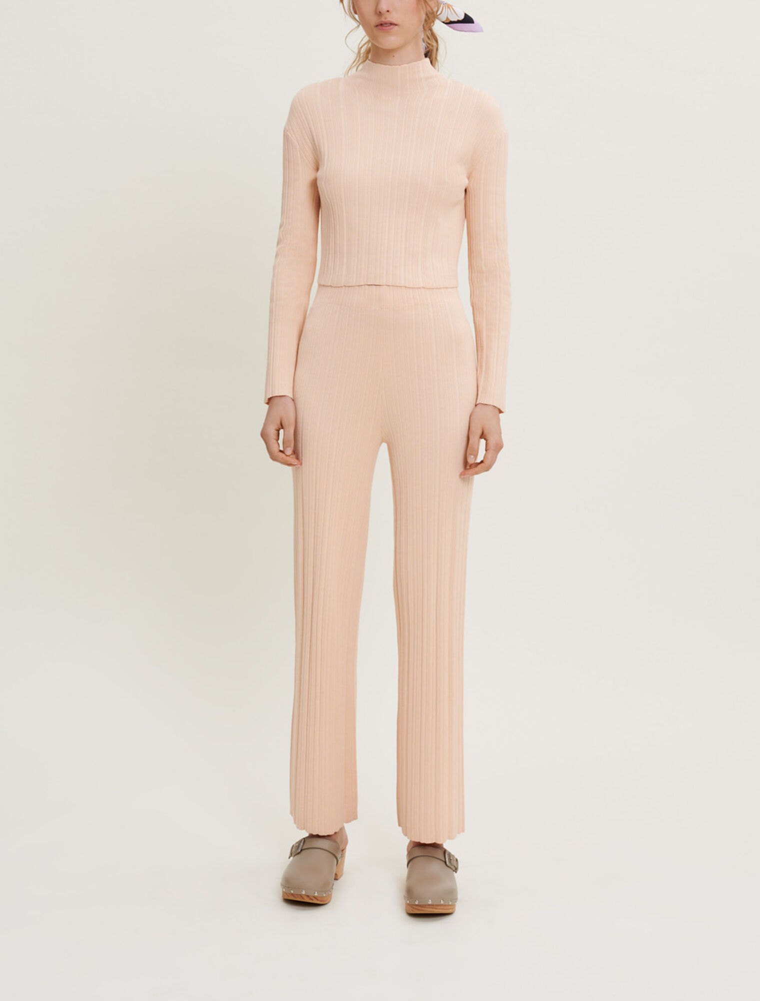 Pull en maille à côtes