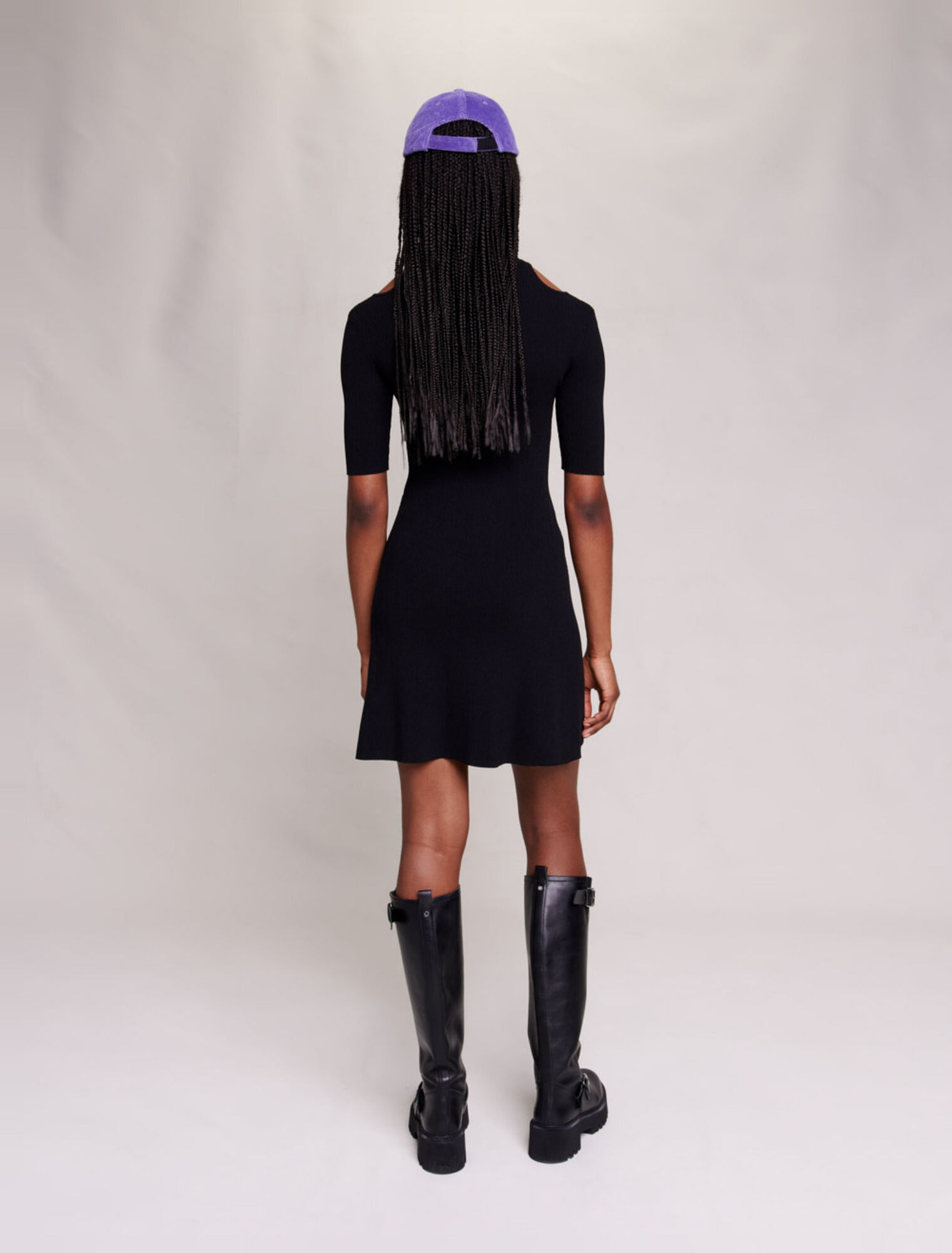Robe courte ajourée