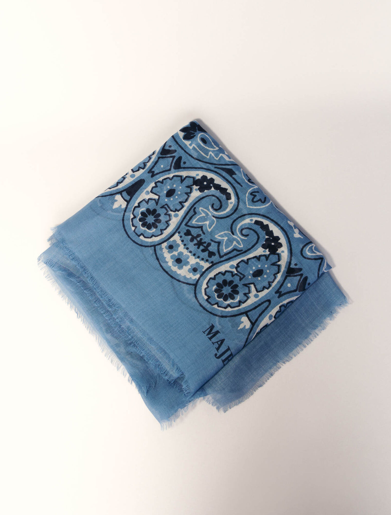 Châle à imprimé bandana