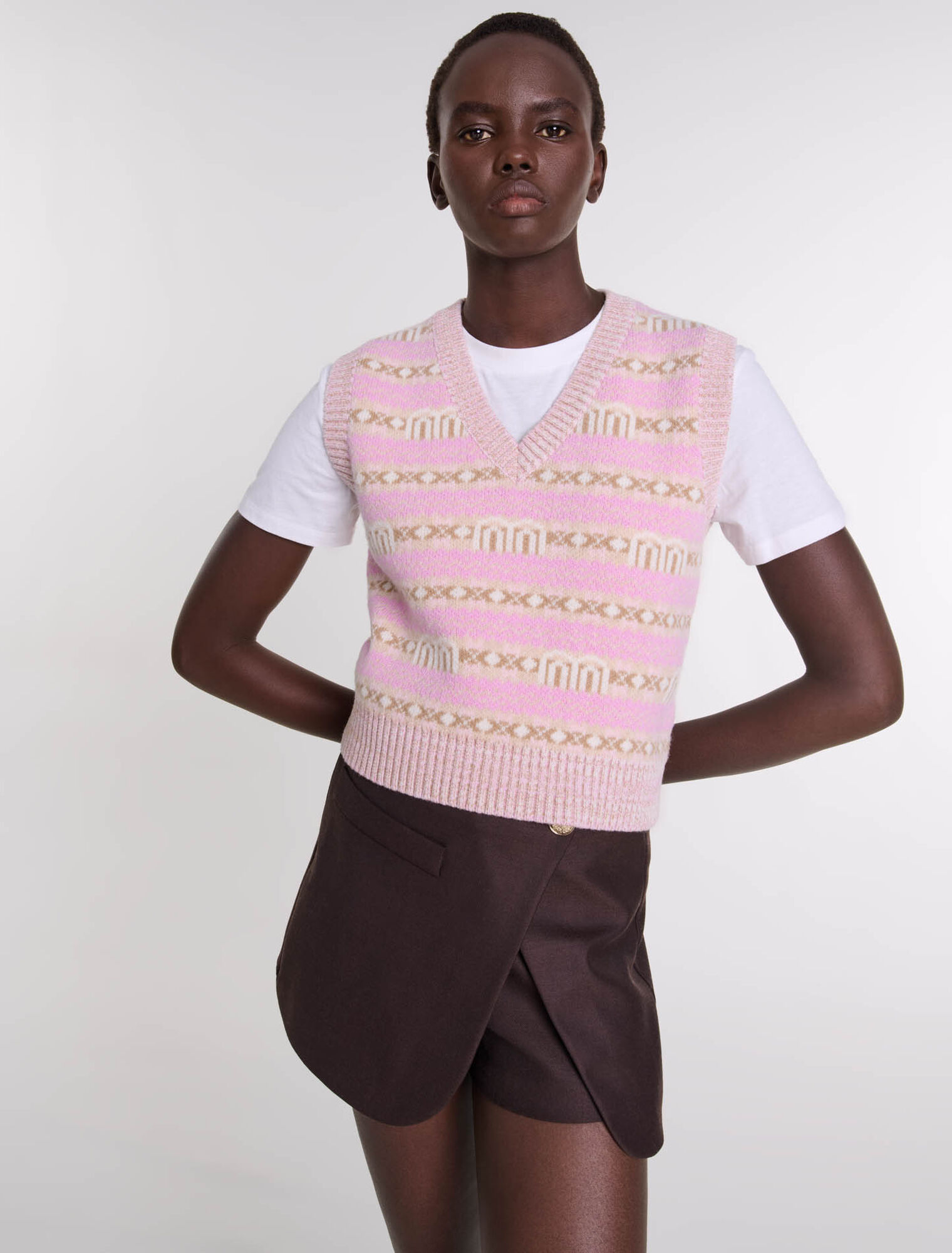 Pull jacquard sans manche