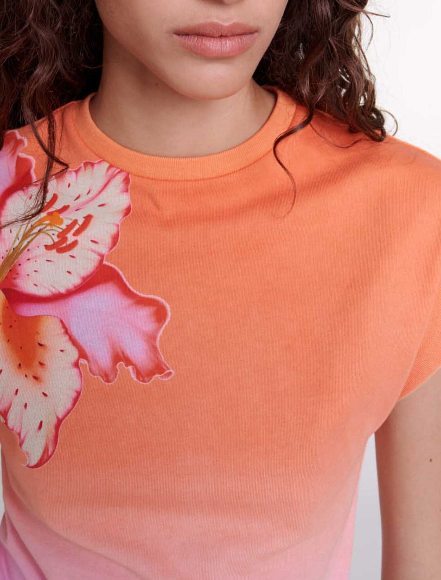 Tee-shirt imprimé avec épaulettes