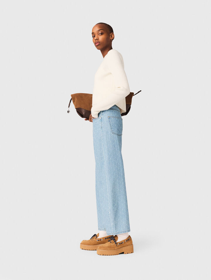 Pull avec boutons bijoux