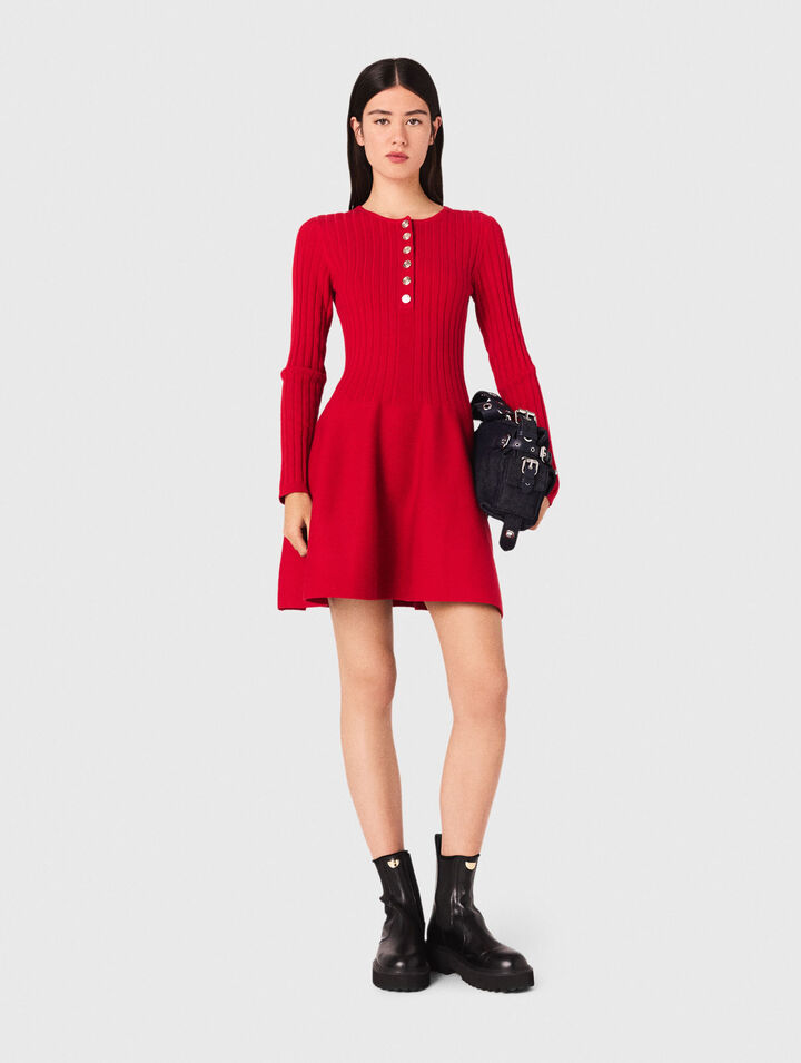 Robe en maille avec jupe évasée