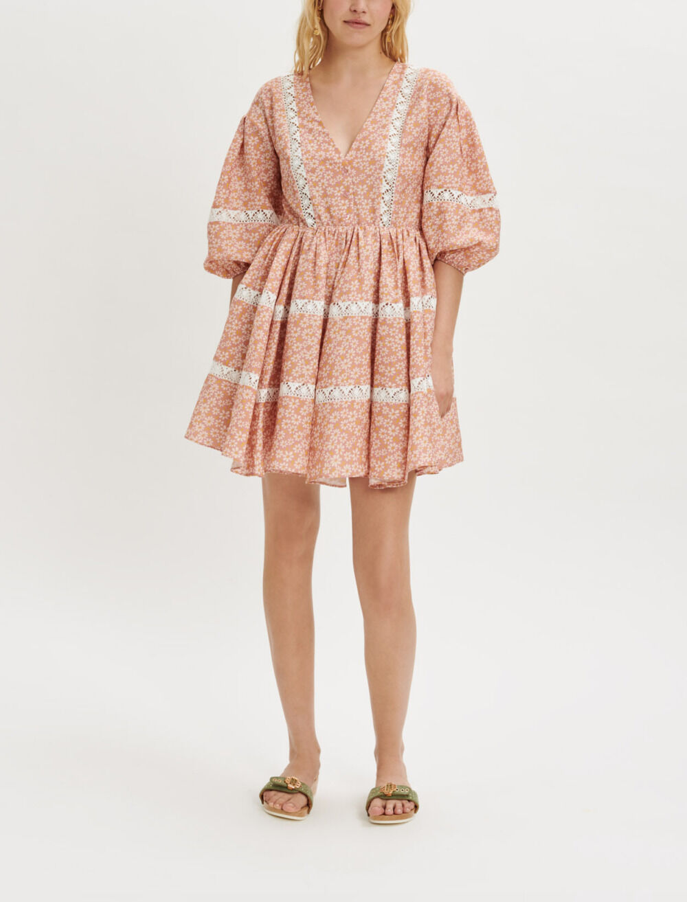 Robe imprimee a galons de dentelles Robes Maje