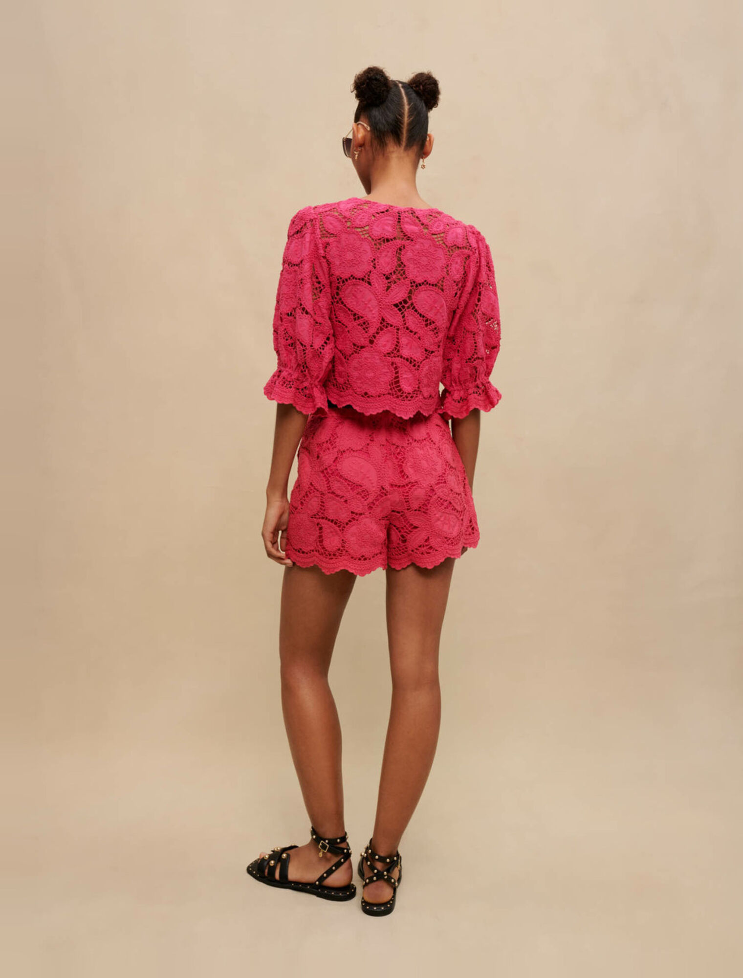 Chemise courte ajourée