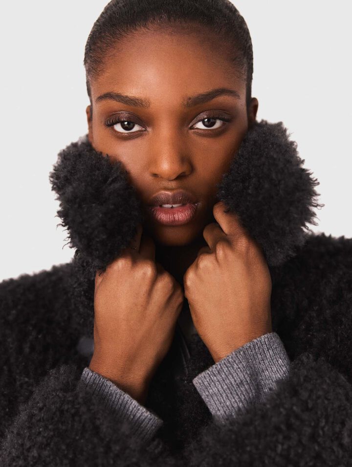Manteau court en bouclette