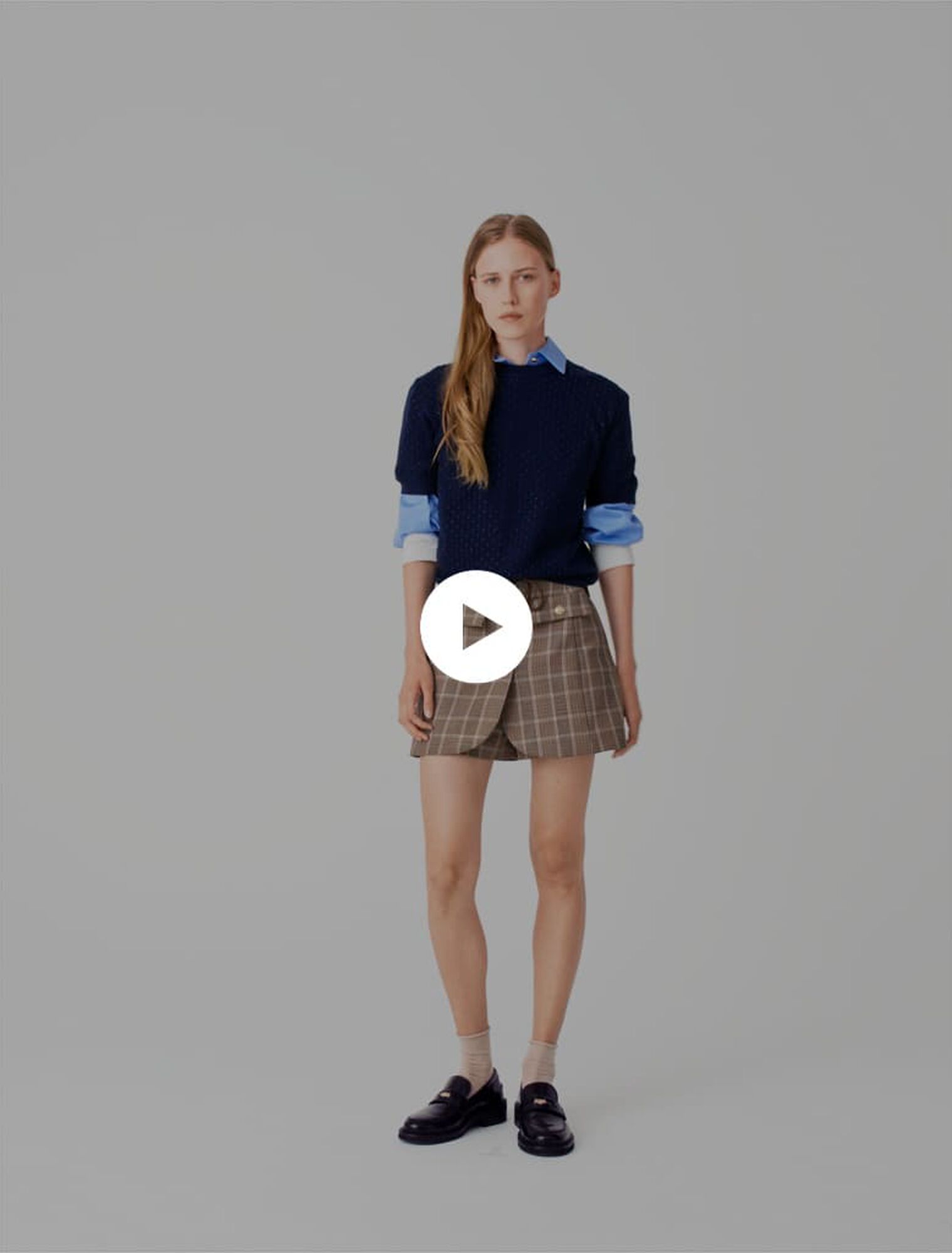 Pull strass&eacute; ton sur ton
