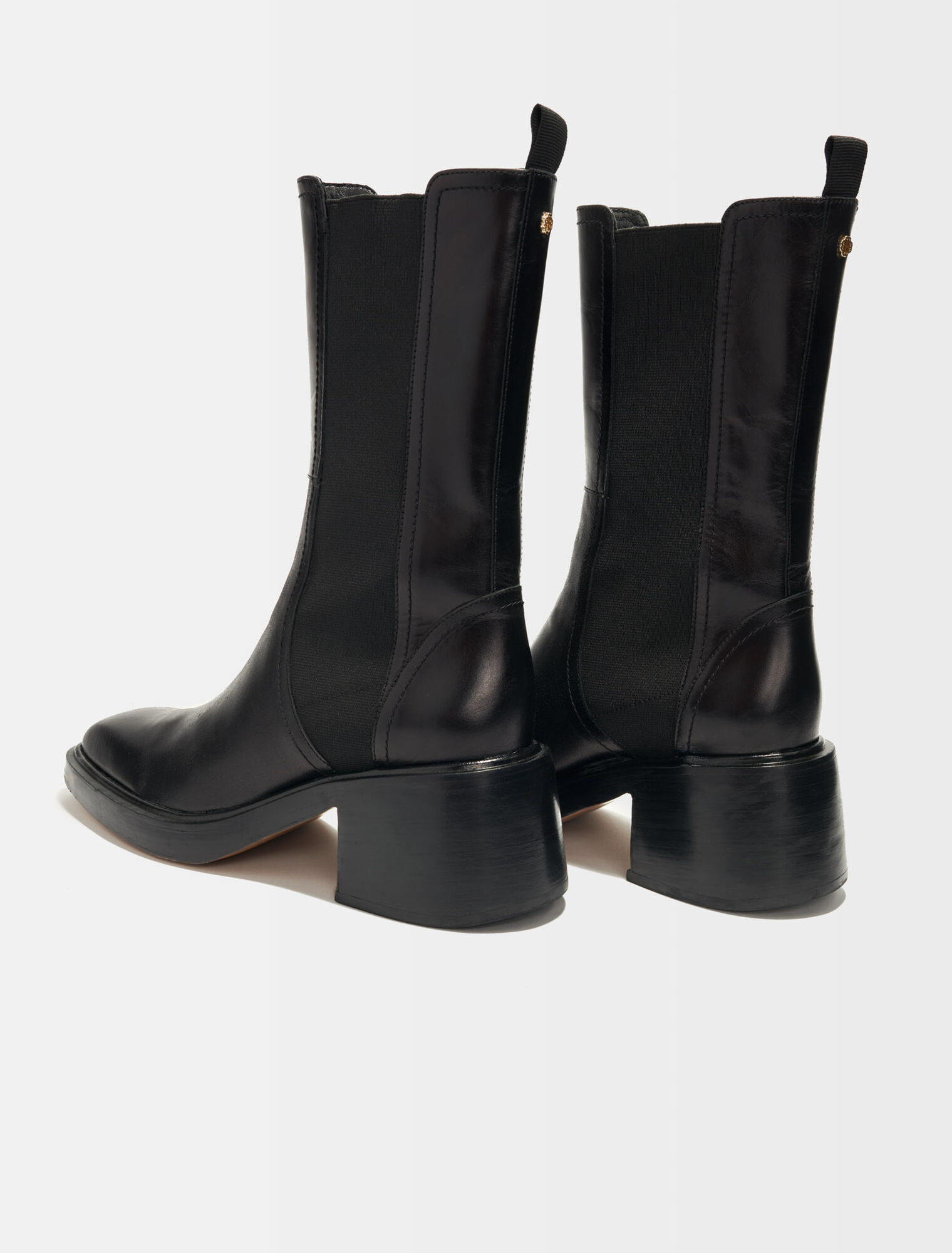 Bottines en cuir noir à bouts carrés