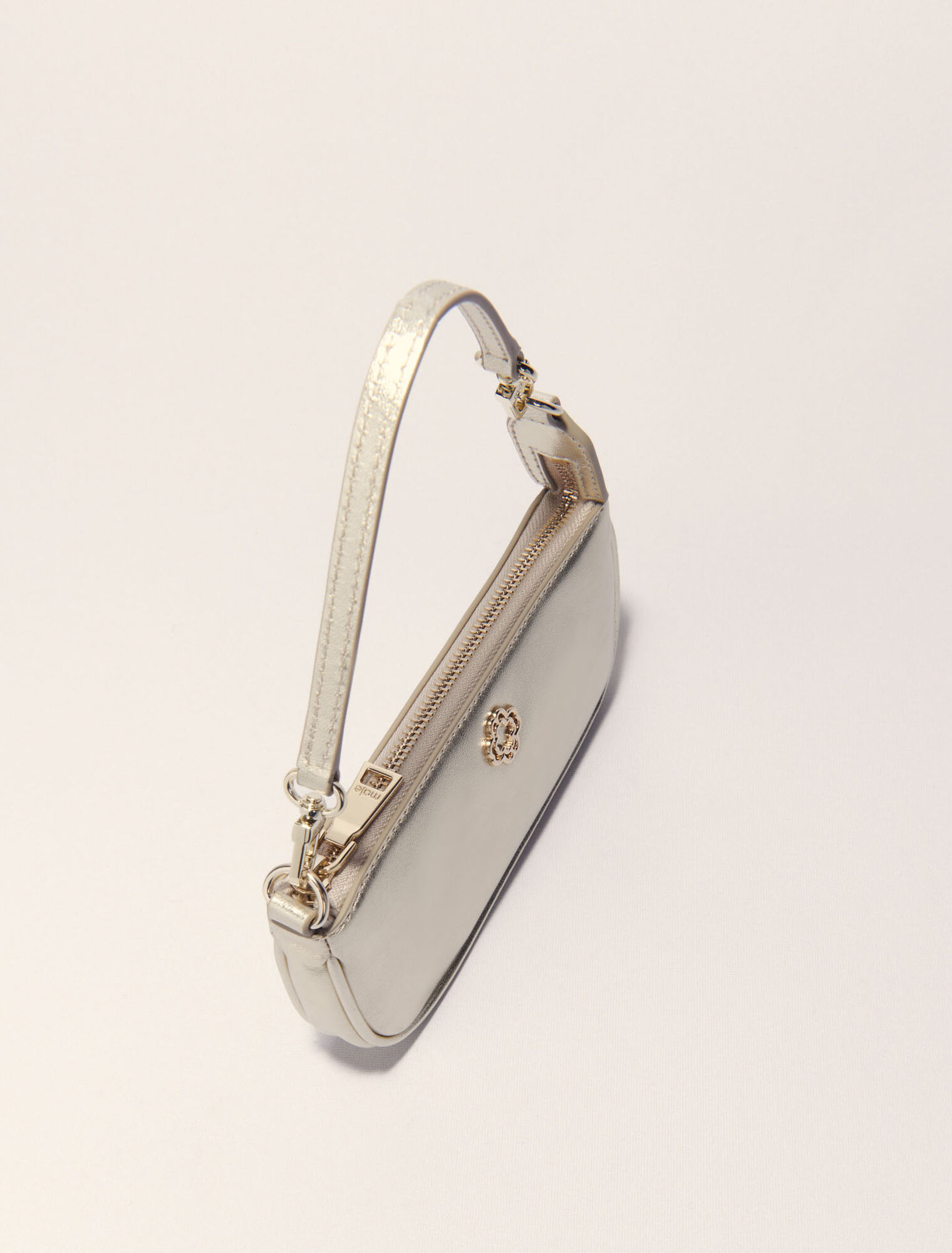 Pochette en cuir métallisé