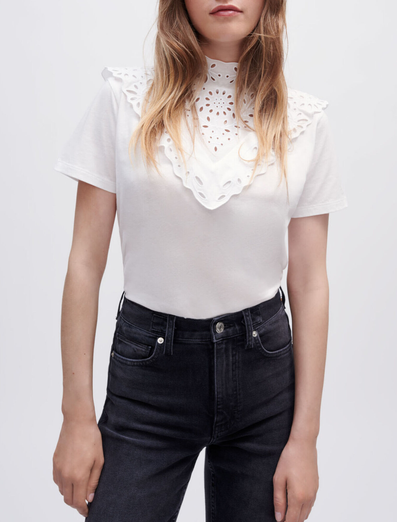 Tee-shirt à broderies et volants