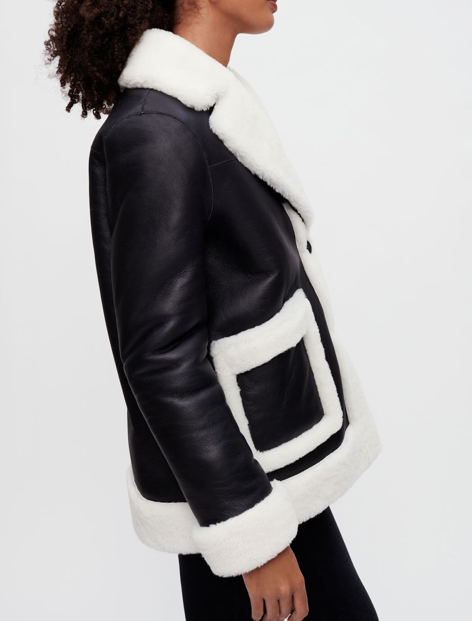 Manteau en peau lainée bicolore