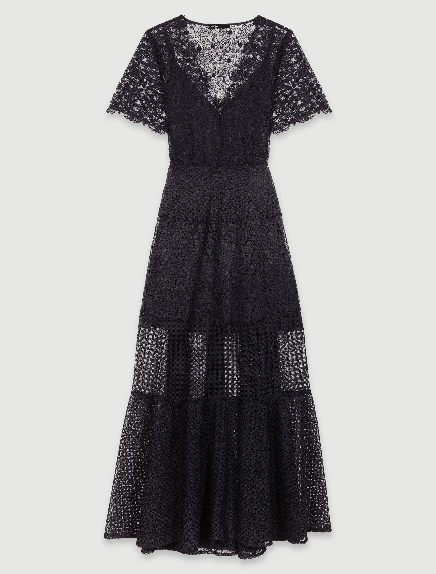 Robe longue en dentelle
