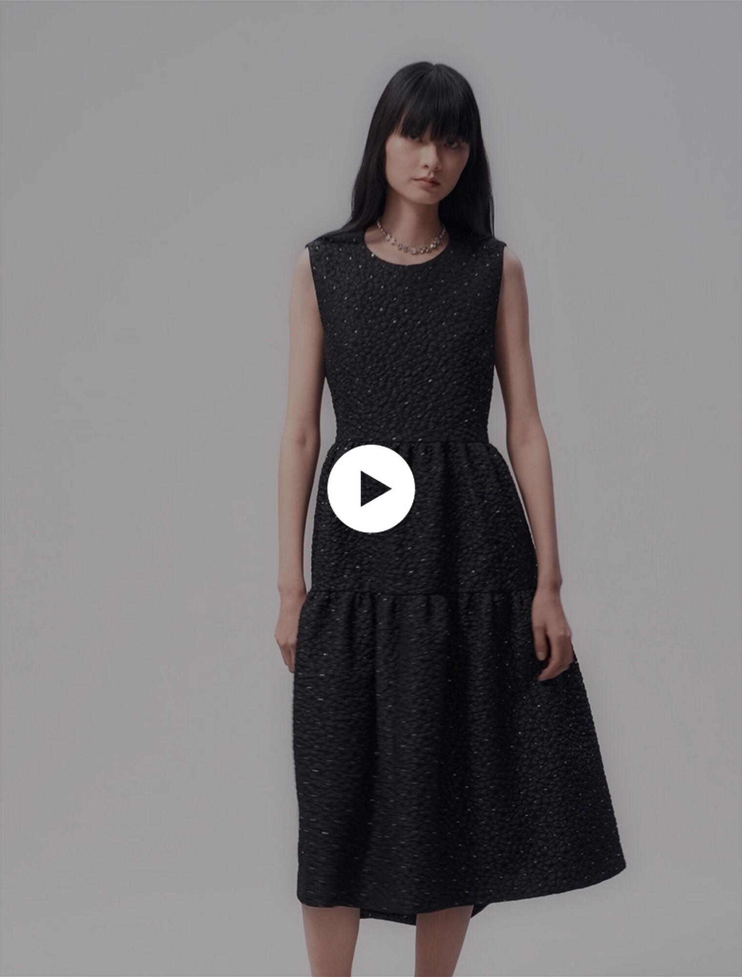 Robe longue strassée