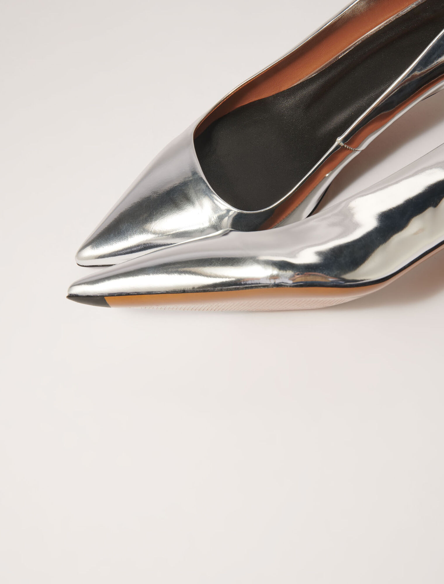 Escarpins pointus en cuir miroir