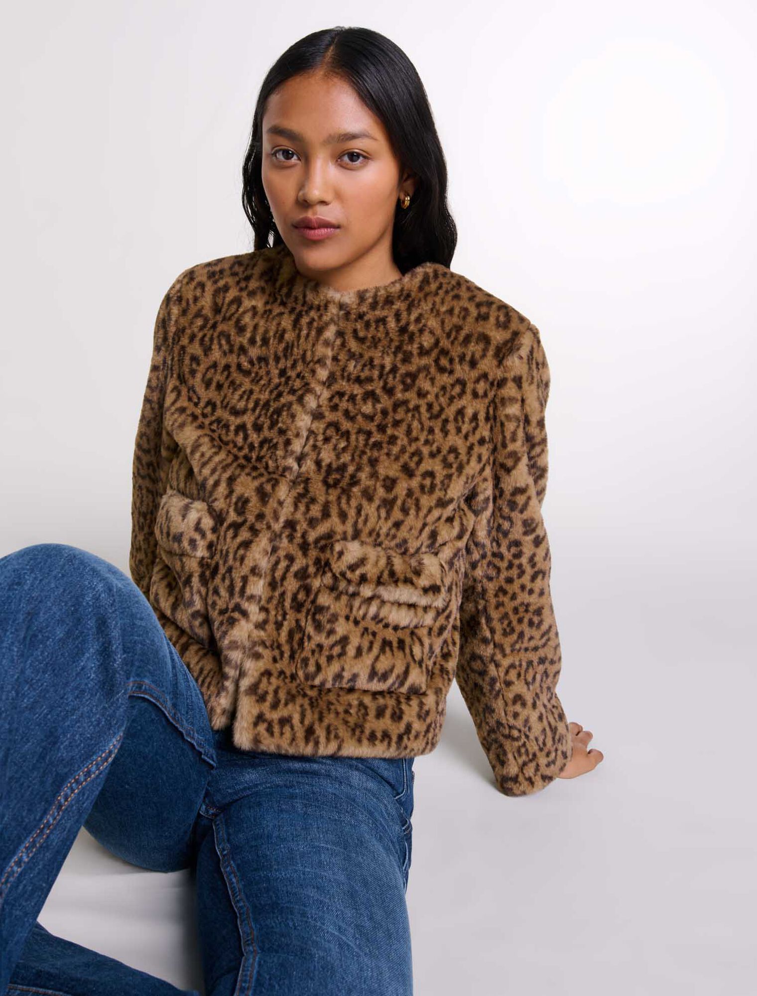 Veste courte en fausse fourrure