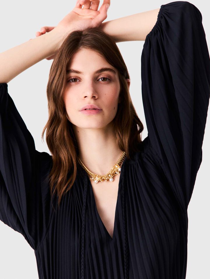 Collier asym&eacute;trique &agrave; large chaine