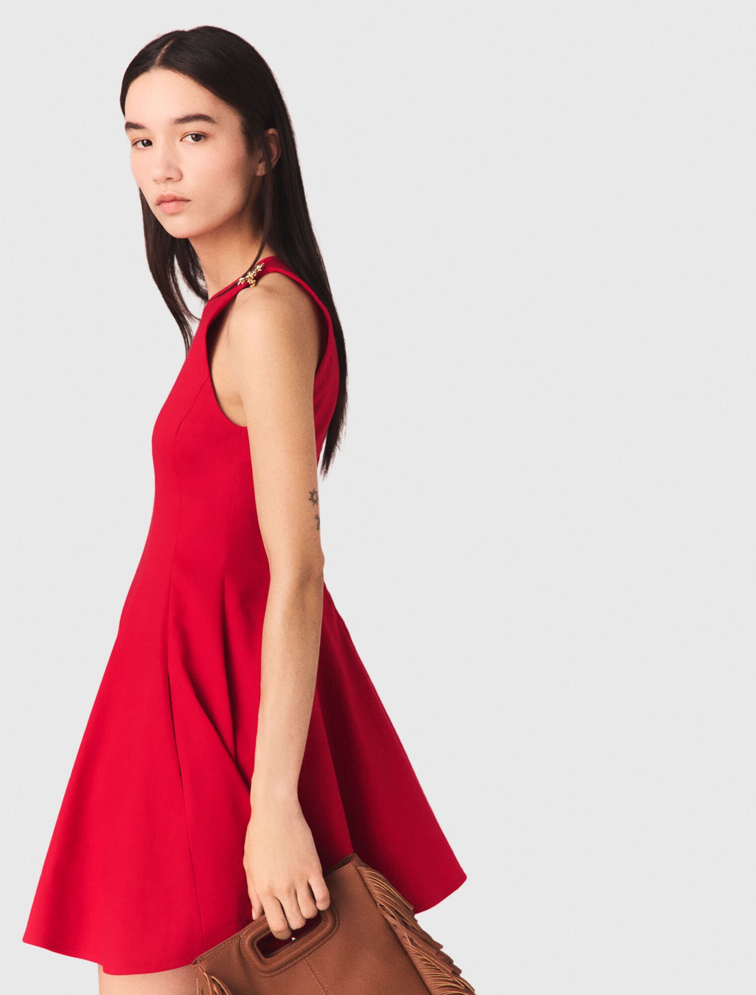 Robe courte &eacute;vas&eacute;e en lin m&eacute;lang&eacute;