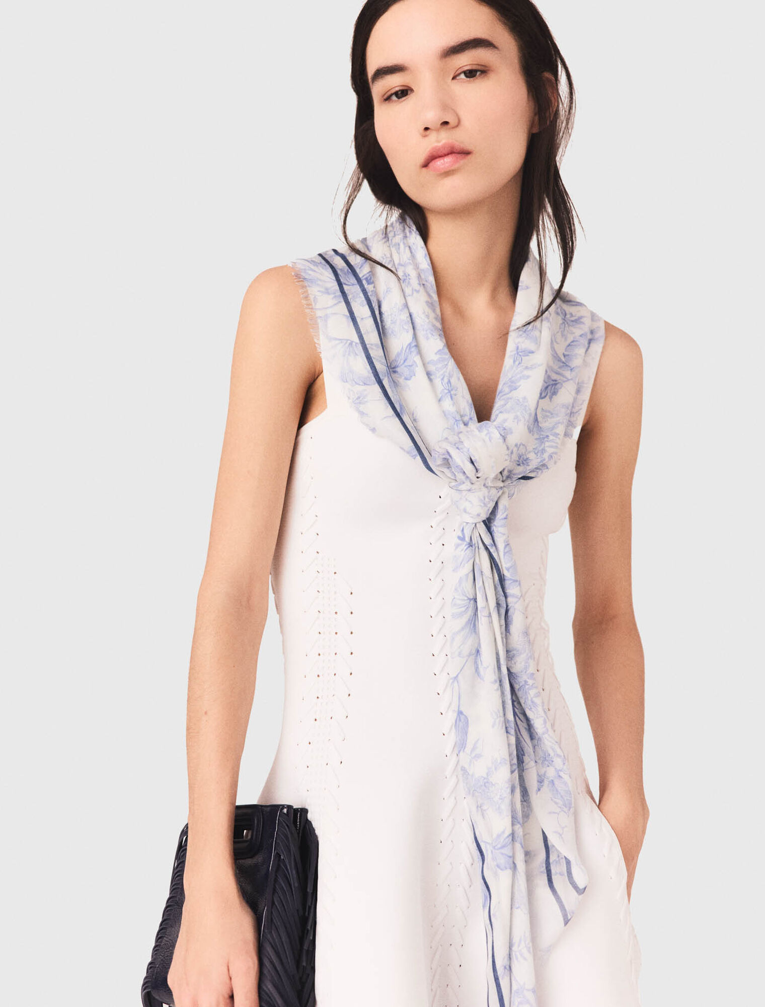 Ch&acirc;le en mix laine imprim&eacute; fleurs