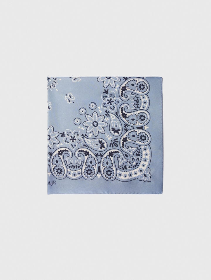 Foulard à imprimé bandana